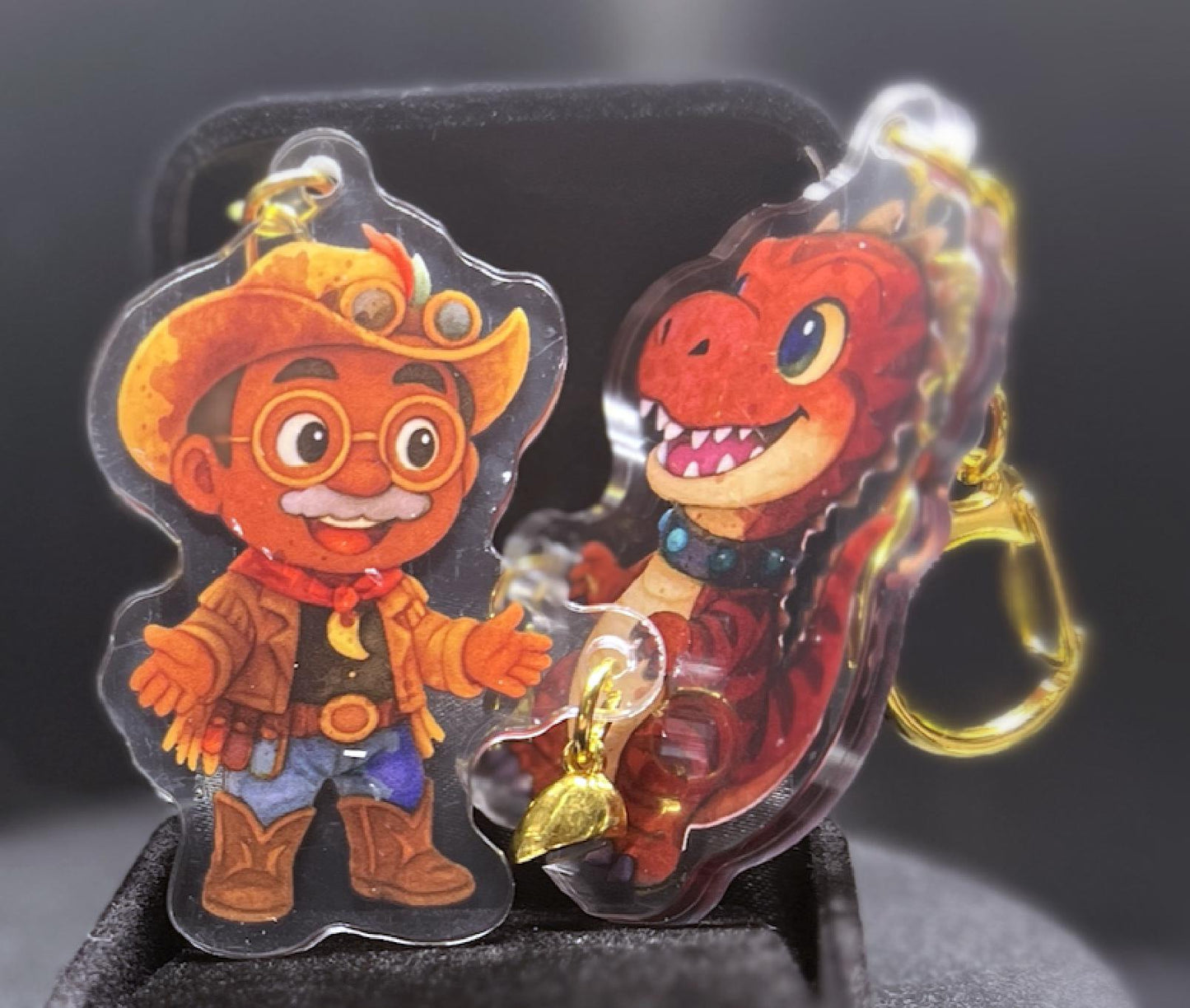 Montgomery and Little One Magnetic Heart Keychain Set: Cloudward Ho! D20 Fan Merch