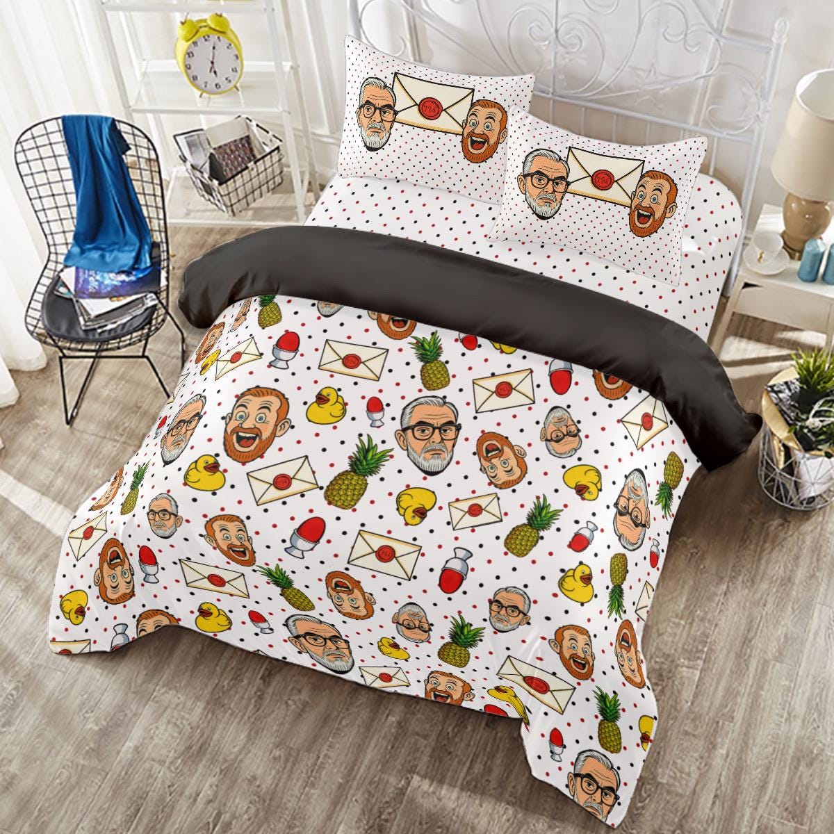 Taskmaster Duvet Cover Set: Pop Art British Comedy Bedding